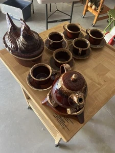Set of Vintage Hull USA Pottery Oven Proof Cup,Saucers,Chicken Jar ,Tea Pot - Picture 1 of 21