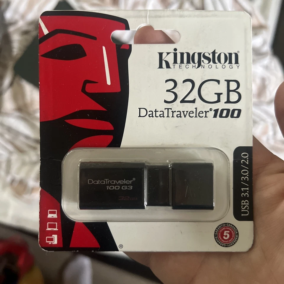 Genuine Kingston Data Traveler 100 G3 32GB USB 3.0 Flash Drive - Image 1 of 1
