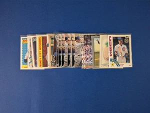 Javier Baez 22 Karten Lot - 2018-2021 Premiums, Parallels, Inserts - Chicago Cubs - Bild 1 von 4