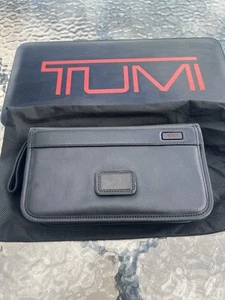 Tumi Alpha Black Leather Ultimate Travel Organizer Passport Wallet 2 NOS RARE! - Bild 1 von 13