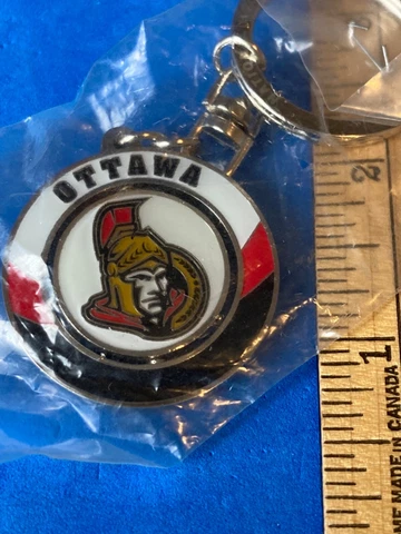 NHL Hockey Keychain Ottawa Senators Logo Spinner Key Chain Cover