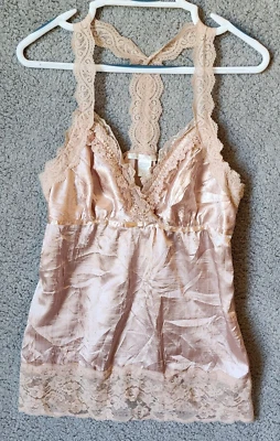 Top Charlotte Russe Y2K Coquette para mujer sin mangas rosa satinado encaje detalles talla L Foto 1 de 4
