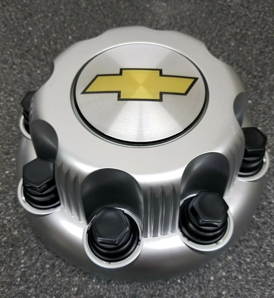 New 1 pc Silver 8 Lug Center Caps Chevy Express Van HD TRUCKS 2500 3500 9597170 - Image 1 of 1
