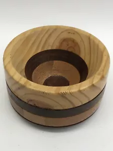 Vintage Bonbon Nussschale aus Holz - Bild 1 von 4