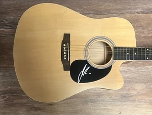 * JON PARDI * signed acoustic guitar * DIRT ON MY BOOTS * 1 - Picture 1 of 2