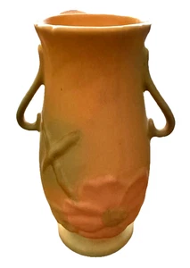Vintage. Weller Pottery Handle Vase. Wild Rose Matte Glaze - 1943 Art Deco. USA. - Picture 1 of 10
