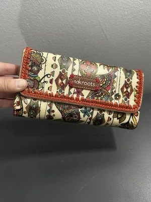 Cartera Sakroots Artist Circle Spirit Desert Borde Naranja y Rojo 7.5 X 4 Foto 1 de 4