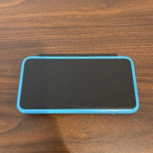 4070 Nintendo New 2DS LL Turquoise Blue For Parts - Picture 1 of 14