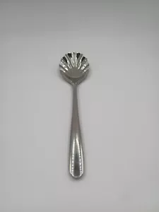 Georgian House 18/8 Stainless Shell Shaped Serving Spoon - Picture 1 of 4
