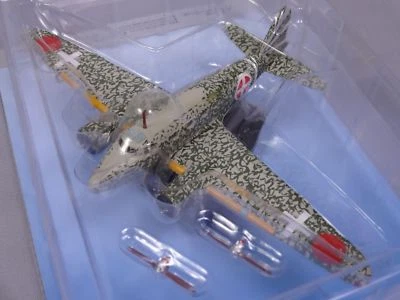 Tachikawa Training machine 1/100 Scale War Aircraft Japan Diecast Display vol137 - Image 1 of 4