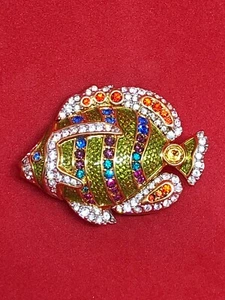 RARE SWAROVSKI ENAMELED & JEWELED TROPICAL FISH PIN / BROOCH - Picture 1 of 10