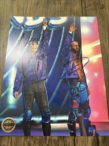 AEW Best Friends Chuck Taylor & Trent 8x10 Auto zertifiziert - Bild 1 von 1