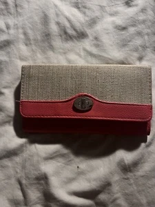 medium size wallets for women - Picture 1 of 6