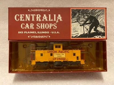 Centralia #1065-01 HO Scale Union Pacific CA-3 Waycar "Follow the Leader" #25007 - Image 1 of 4