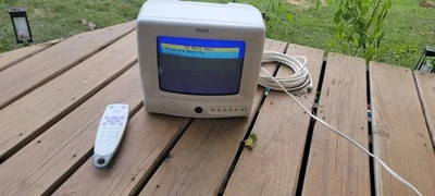 RCA CRT TV 9 Inch Model E09344 Television W/remote  accesories Retro Gaming VTG - Image 1 of 4