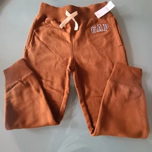 Gap Kids  Boy’s   Pull On Jogger   Copper   GAP Logo  Pockets   Size S /6-7  NWT - Picture 1 of 8