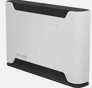MikroTik Chateau LTE12 Dwuzakresowy bezprzewodowy router Gigabit Ethernet - biały - Zdjęcie 1 z 1