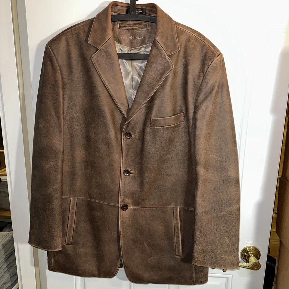 Jaqueta de Couro Marrom Vintage Masculina, J.Ferrari, 3 Botões, Tamanho Grande - Imagem 1 de 4