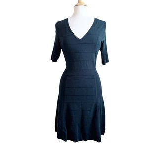 Vestido Suéter Tejido Ann Taylor Verde S Pequeño Oficina/Carrera/Trabajo/Fiesta Usado en Excelente Condición - Imagen 1 de 9