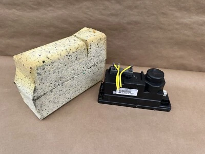 Bomba de vacío bloqueo de puerta central Mercedes R170 SLK230 SLK320 97-04 1708000848 Foto 1 de 4