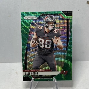 2024 Panini Prizm Football Cade Otton Green Wave Prizm #271 - Buccaneers - Picture 1 of 10