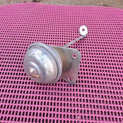 1978-1996 Dodge B Series Van NOS MoPar A/C HEATER DEFROSTER DOOR VACUUM ACTUATOR - Image 1 of 3