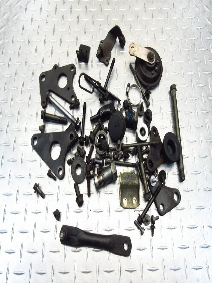 Yamaha Vstar 650 2007 04-16 personalizado XVS650 bocina tuercas diversas tornillos pernos herrajes Foto 1 de 4