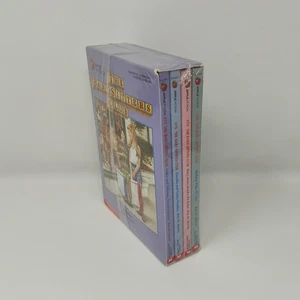 The Babysitters Club Box Book Set # 77-80 Books Scholastic Paperback Sealed - Bild 1 von 9