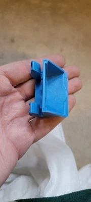 GENUINE OEM 2021-2024 BMW M3 - Rocker Molding Clip - BMW (51-77-9-882-382) - Image 1 of 4