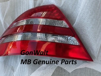 Lente luz trasera Mercedes Benz CL500 CL55 AMG CL55 AMG 2000-2002 2158200166 Foto 1 de 4