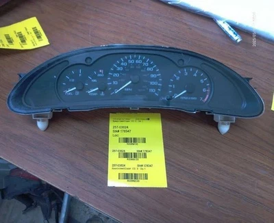 2000-2005 Chevy Cavalier Speedometer Tachometer Gauge Instrument Cluster OEM Foto 1 de 4