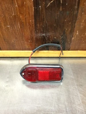 MG MGB 1970-80 • Luz marcadora lateral trasera original Lucas. #L824. Usado. KMG1562 Foto 1 de 4