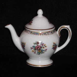 RARE!! DISCONTINUED COALPORT MING ROSE PATTERN MINI / MINIATURE TALL TEAPOT NEW - Picture 1 of 3