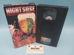 Night Siege - Project: Shadowchaser 2 (1995 VHS) Frank Zagarino, Bryan Genesse - Picture 1 of 5