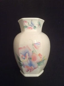Jarrón ""Little Sweetheart"" flores pastel ""Aynsley Fine English Bone China 5 - Imagen 1 de 7