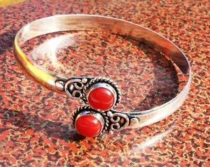 Red Coral Gemstone Handmade 925 Sterling Silver Jewelry Bangle Size 7-8 - Picture 1 of 1