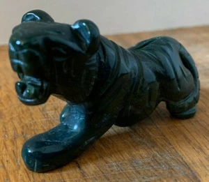 *VINTAGE* Black Green Jade Jadeite 2" Roaring TIGER Figurine - Picture 1 of 6