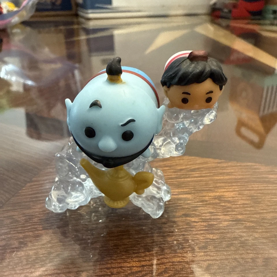Juego de figuras de vinilo Disney Tsum Tsum Aladdin Foto 1 de 1