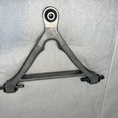 Ferrari 360 Modena Right Front Lower Control Arm RB2177659 - Imagem 1 de 4