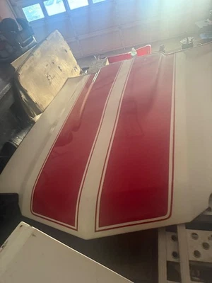 1970 chevelle ss hood - Image 1 of 2
