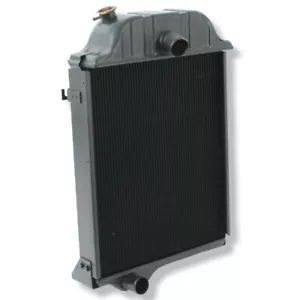 Tractor Radiator Fits John Deere 3010 OEM Part # AR46437 - Picture 1 of 4