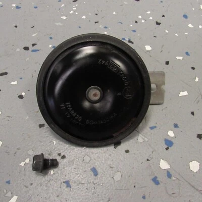 Conjunto de bocina Yamaha OEM. 06-09 YZFR6S R6S / 03-05 YZF-R6 YZFR6 (¡Pitido! ¡Pitido!) Foto 1 de 4