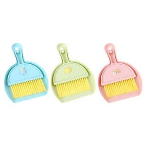 Portable Keyboard Dustpan Cute Desktop Hangable Dust Soft Brush Desktop Cleaning - Picture 1 of 15