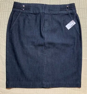 NEW Roz & Ali Dressbarn woman’s size 10 Blue denim skirt - Picture 1 of 5