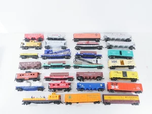 Bachmann Walthers etc. HO Gauge North American Wagons x 27 CLEARANCE Lot - Picture 1 of 11