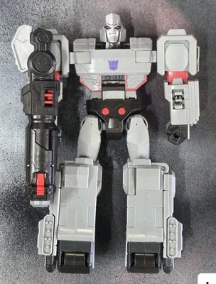 2017 Hasbro TRANSFORMERS Megatron CYBERVERSE Ultimate Class Fusion Mega Shot - Image 1 of 4