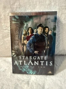 Stargate: Atlantis - Season 2 (DVD, 2009, 5-Disc Set) - NEW/SEALED - Imagen 1 de 2
