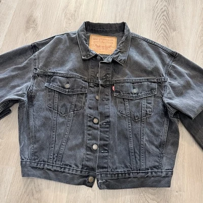 Chaqueta de mezclilla recortada vintage de los 90 para hombre Levi’s tipo 3 Trucker gris ceniza talla S Foto 1 de 4