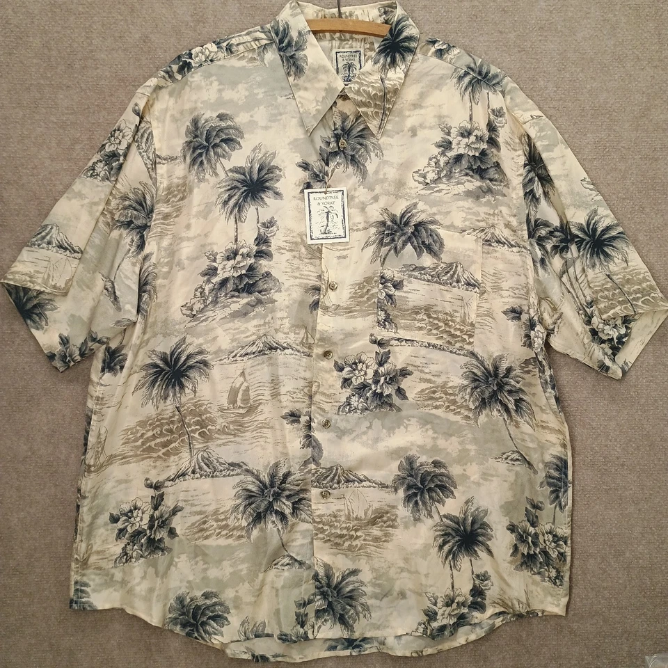 Roundtree Yorke Men's XL Short Sleeve Shirt Silk Hawaiian Button Green - Image 1 of 4