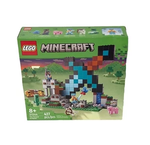 LEGO Minecraft: Der Schwert-Außenposten (21244) Brandneu Fabrikversiegelt Beschädigte Verpackung - Bild 1 von 4